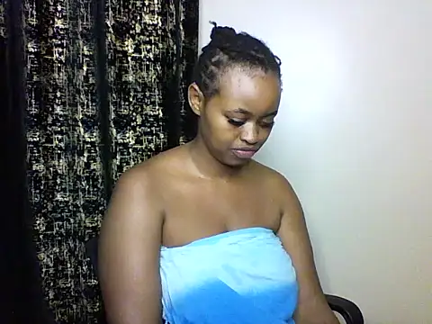 Snapshot of Candii_wet_ chatting on September 2025 11:19:02 PM Candii wet online show from September 2025 11:19:02 PM