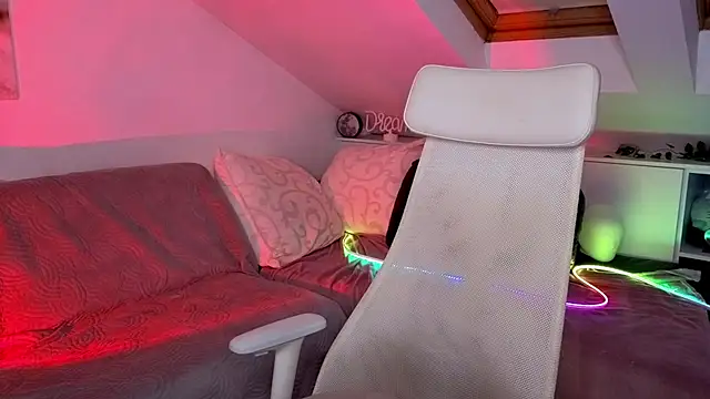 MiaRouge online show from November 2025 03:53:02 AM