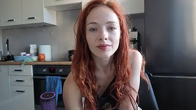 MiaRouge online show from August 2026 04:20:02 PM