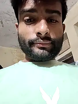 Snapshot of PRIYANHU@xh chatting on March 2026 04:50:02 PM PRIYANHUxh online show from March 2026 04:50:02 PM