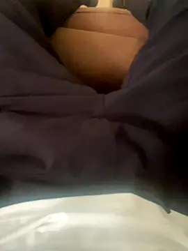 MephiticBermudas online show from October 2025 07:03:01 PM