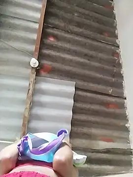 AlexaWarner online show from November 2025 04:08:02 PM