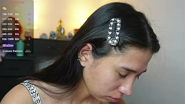 AlessiaVix online show from January 2025 04:20:01 PM