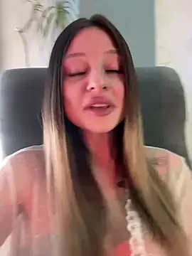 Kimsweet7 online show from December 2024 06:02:01 PM