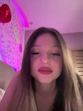 Kimsweet7 online show from March 2025 06:11:01 PM