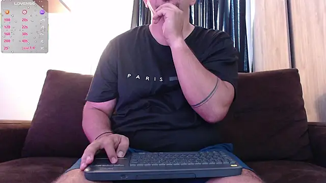Snapshot of arthur_94 chatting on May 2026 01:27:01 PM arthur 94 online show from May 2026 01:27:01 PM