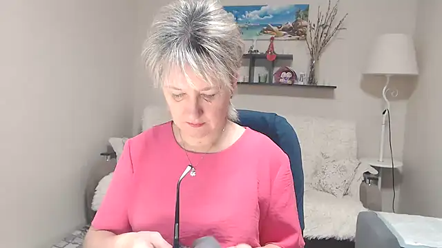 FleurMays online show from November 2025 04:59:02 AM