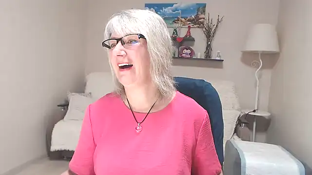 Snapshot of FleurMays chatting on July 2026 04:59:02 AM FleurMays online show from July 2026 04:59:02 AM
