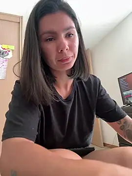 Snapshot of SofiaG_ chatting on December 2024 05:32:02 PM SofiaG online show from December 2024 05:32:02 PM