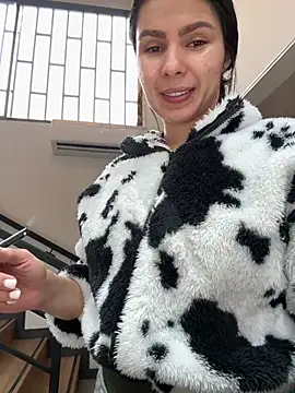 Snapshot of SofiaG_ chatting on January 2025 12:52:01 PM SofiaG online show from January 2025 12:52:01 PM