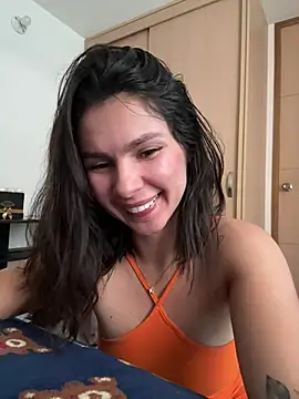 Snapshot of SofiaG_ chatting on February 2025 02:13:02 PM SofiaG online show from February 2025 02:13:02 PM