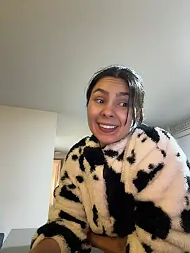 Snapshot of SofiaG_ chatting on March 2025 01:34:02 AM SofiaG online show from March 2025 01:34:02 AM