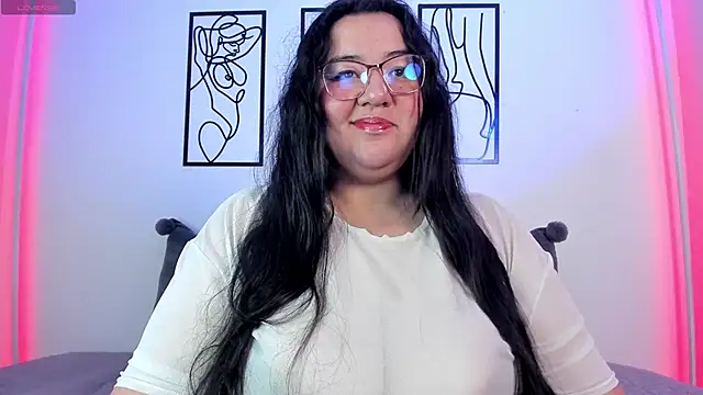 RubyPirsso18 online show from March 2025 07:15:02 PM