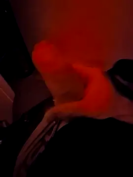 Snapshot of alpha_hard chatting on October 2025 10:18:02 PM alpha hard online show from October 2025 10:18:02 PM