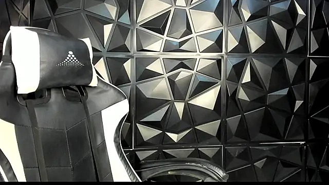 Snapshot of HelueHorny13 chatting on March 2025 07:31:02 AM HelueHorny13 online show from March 2025 07:31:02 AM