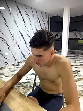 oliver Lz online show from November 2025 10:32:02 PM