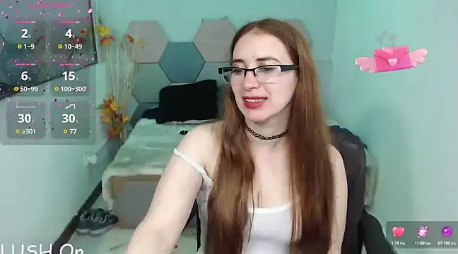 Snapshot of CharloteTaylor_ chatting on February 2025 03:55:02 AM CharloteTaylor online show from February 2025 03:55:02 AM