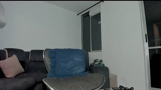 Snapshot of davis_alx1 chatting on February 2025 12:06:02 AM davis alx1 online show from February 2025 12:06:02 AM