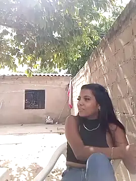 1CANDYLOVE online show from January 2026 04:00:01 PM