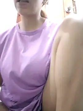 1CANDYLOVE online show from May 2026 07:32:01 PM