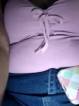 Snapshot of vadapavgirl chatting on November 2025 07:16:01 PM vadapavgirl online show from November 2025 07:16:01 PM