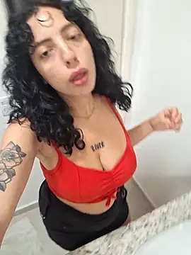 Sweet-diamondxxx online show from December 2025 02:36:02 PM