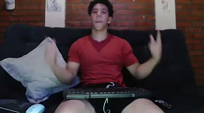 Snapshot of ethan_noir chatting on December 2024 07:17:02 AM ethan noir online show from December 2024 07:17:02 AM