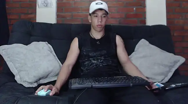 Snapshot of ethan_noir chatting on January 2025 11:13:01 PM ethan noir online show from January 2025 11:13:01 PM