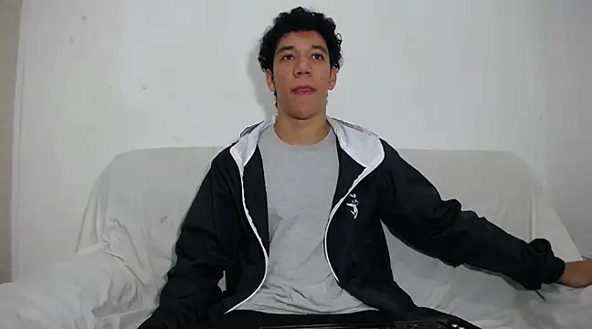 Snapshot of ethan_noir chatting on February 2025 09:22:01 PM ethan noir online show from February 2025 09:22:01 PM