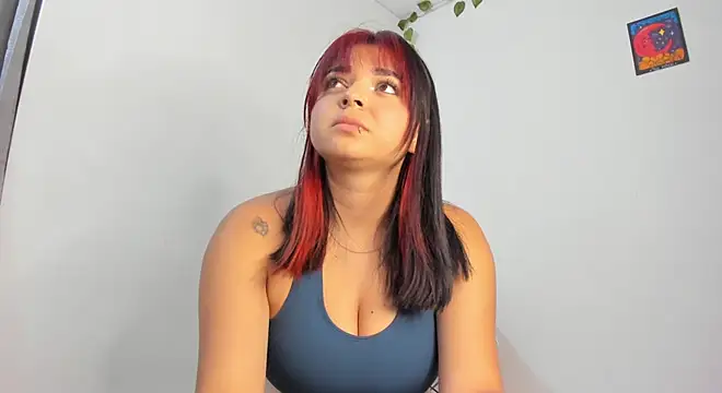 Agata clark online show from October 2025 02:42:01 AM