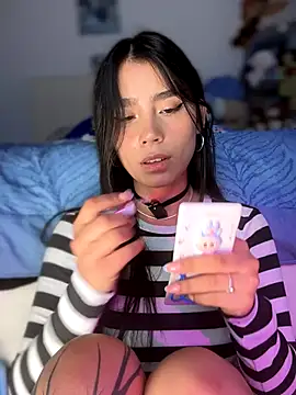 -Loren- online show from October 2025 11:10:01 AM