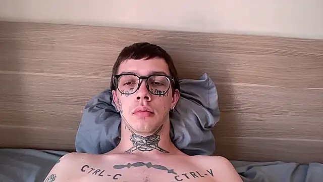 Snapshot of anahori__simon chatting on February 2026 02:51:01 AM anahori simon online show from February 2026 02:51:01 AM