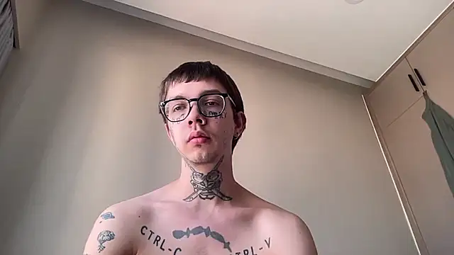 Snapshot of anahori__simon chatting on February 2026 01:50:01 AM anahori simon online show from February 2026 01:50:01 AM