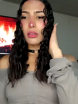 Lanna hott  online show from November 2025 01:49:02 PM