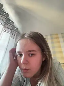 Snapshot of princess_blondex chatting on January 2025 10:28:02 AM princess blondex online show from January 2025 10:28:02 AM