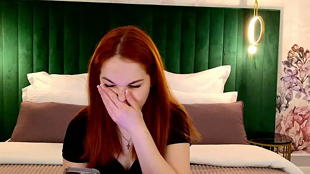 Snapshot of DeniseReese chatting on February 2026 02:54:01 AM DeniseReese online show from February 2026 02:54:01 AM