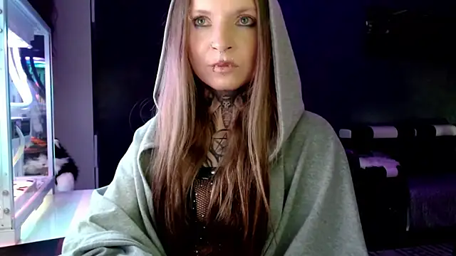 Snapshot of InesGold chatting on February 2025 10:15:02 AM InesGold online show from February 2025 10:15:02 AM