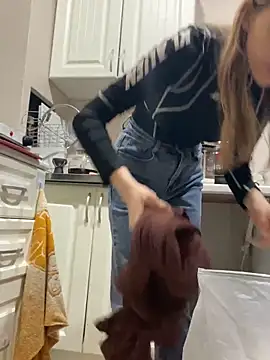 GraceTorrez online show from January 2025 12:45:02 PM