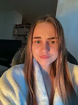 GraceTorrez online show from January 2025 01:00:02 PM