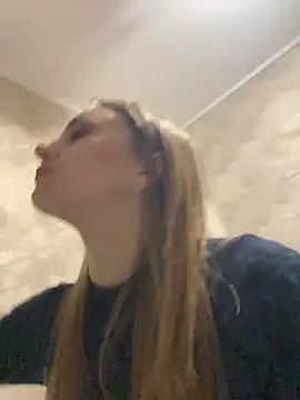 GraceTorrez online show from October 2025 10:06:02 PM