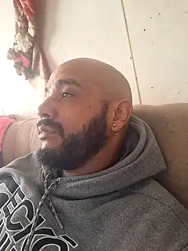 cucho1987 online show from November 2025 02:39:02 PM