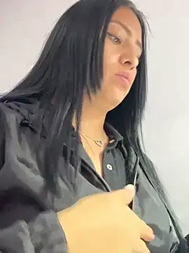 Snapshot of Sara_luna_ chatting on March 2025 04:13:01 PM Sara luna online show from March 2025 04:13:01 PM