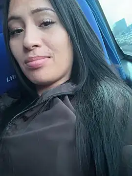 Snapshot of Sara_luna_ chatting on November 2025 08:29:01 PM Sara luna online show from November 2025 08:29:01 PM