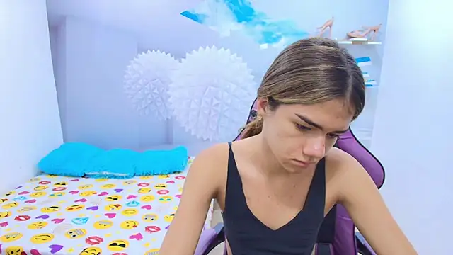 DEMI LEED online show from February 2026 12:12:01 PM