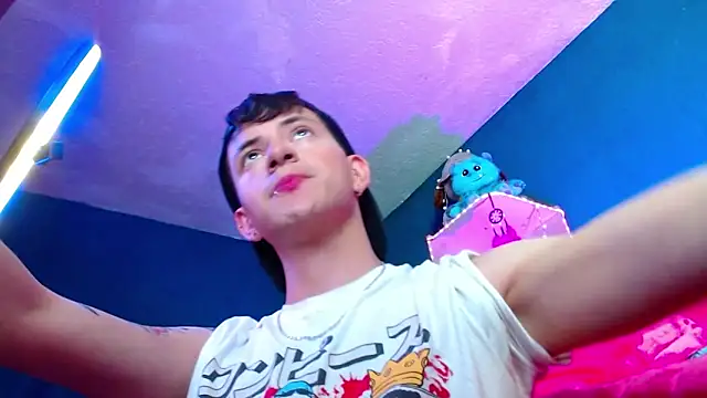 GabyThoms online show from December 2024 09:52:02 PM