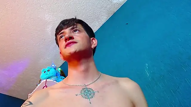 GabyThoms online show from December 2024 04:01:02 AM