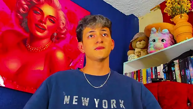 GabyThoms online show from March 2025 02:41:02 AM