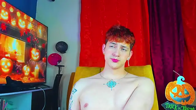 GabyThoms online show from October 2025 03:17:01 AM