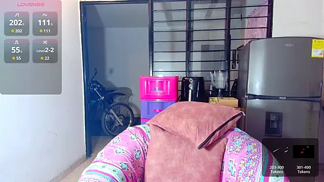 CiaraEbony online show from October 2025 09:46:02 AM