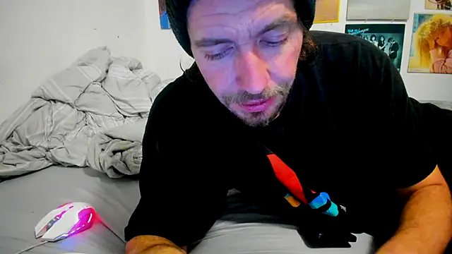 cloudyystar666 online show from November 2025 09:45:01 AM